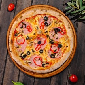 delicious-pizza-topped-with-ham-olives-and-bell-pe-5XNZD4N.jpg